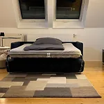 Koeln Bonn Delux Burgblick Апартаменты Борнхайм