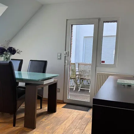 Koeln Bonn Delux Burgblick