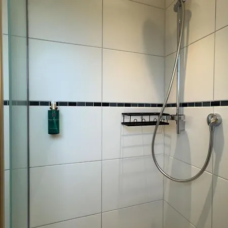 Koeln Bonn Delux Burgblick *