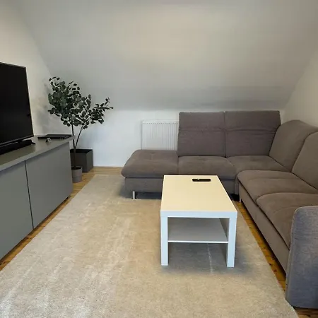 Koeln Bonn Delux Burgblick *