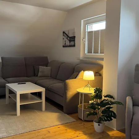 Апартаменты Koeln Bonn Delux Burgblick *