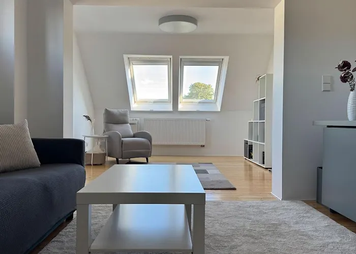 Koeln Bonn Delux Burgblick * Борнхайм