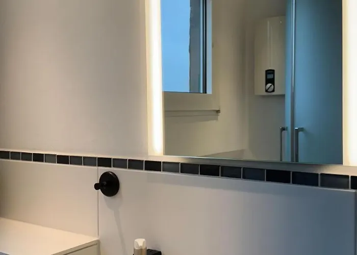 Koeln Bonn Delux Burgblick * Bornheim (Rheinland)